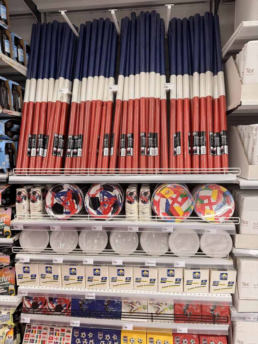 Rayon vaisselle jetable & articles f&ecirc;te &mdash; produits Mascadis en commerce